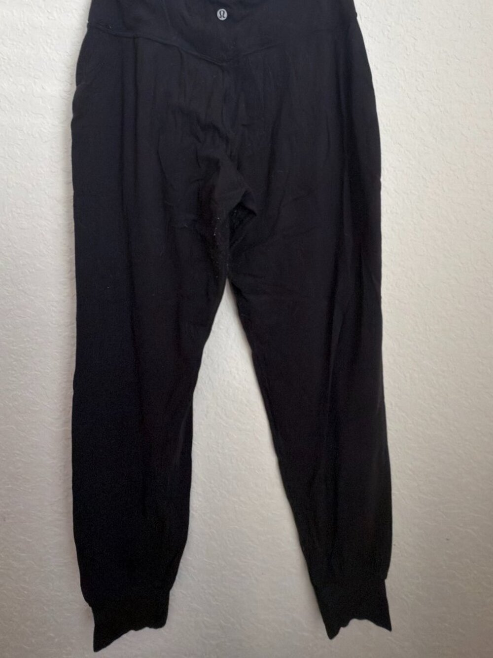 Lululemon Size 8 Leggings Pants Lot with noted Wear. (F)